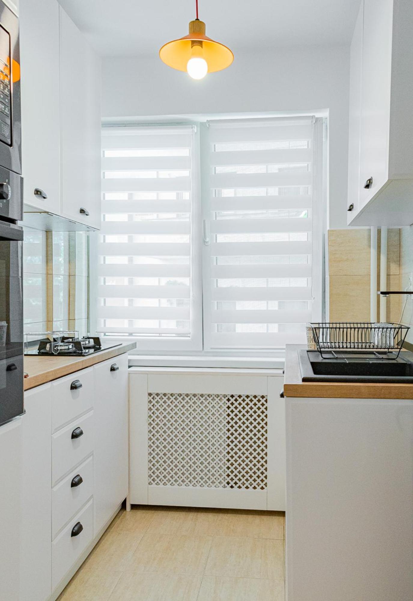 City Center-Cozy One Bedroom Apartment Bukares Bagian luar foto